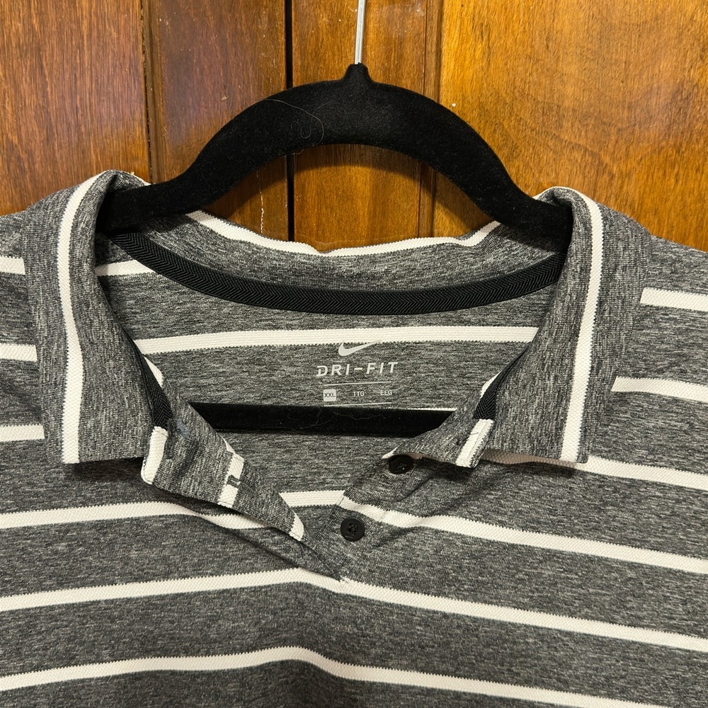 Nike Dri-Fit Gray Collared Tank - Size XXL - Picture 2 of 4